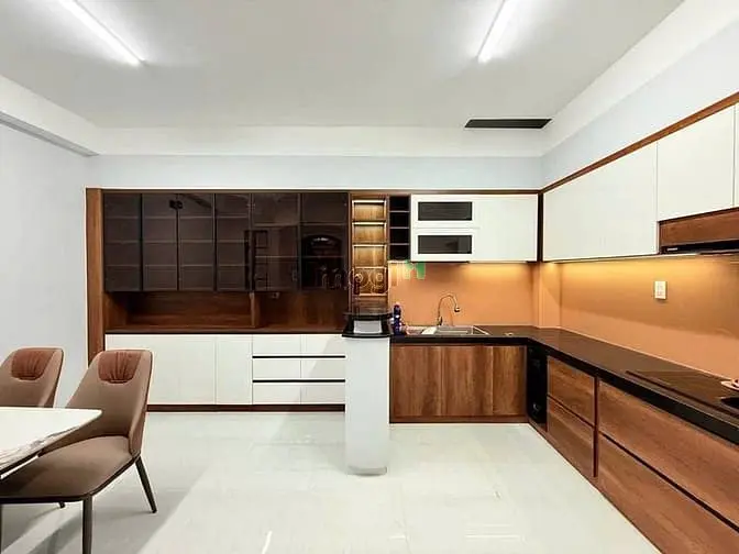 Phú Nhuận- Nhà Đẹp 4 Tầng – Ngang 5M 💰 11.7Tỷ
