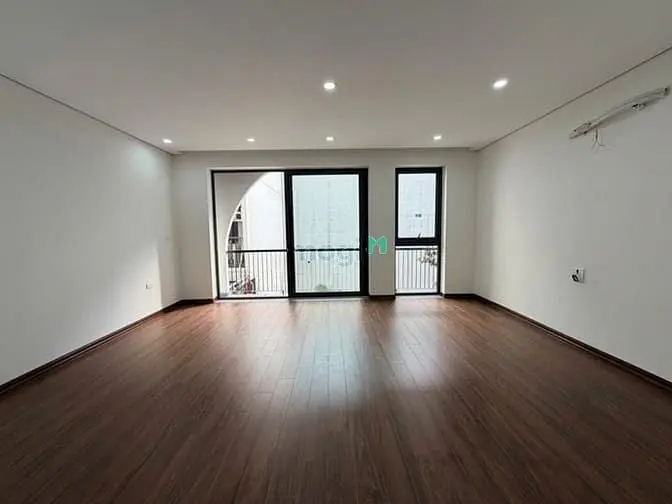 Bán Nhà Thạch Bàn Cổ Linh, 50M X 6Tầng Thang Máy- Ngõ Ô Tô 7C Đỗ Cổng.