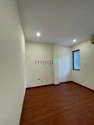 Cho Thuê Nhà Nguyên Căn – Đường 12M Đặng Thùy Trâm, (Trệt, 1 Lầu, St)