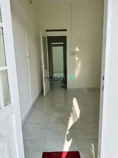 Cho Thuê Nhà Nguyên Căn – Nhà Mới Sơn Sửa - Hẻm Xe Hơi - Mã Lò, Bt.