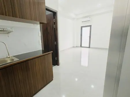 Trọ Có Máy Lạnh Mới Tinh, Ban Công Thoáng Mát Chỉ 4.000K
