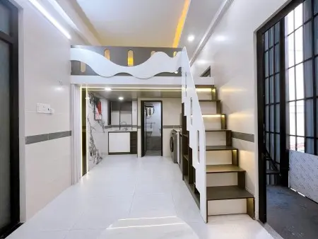 Căn Hộ Có Gác - Full Nội Thất - Cửa Sổ Trời - Cách Q1 Chưa Tới 5P Đi Xe - Duy Tân , Phú Nhuận