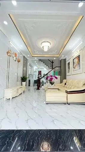 Chốt Nhanh Nhà Đẹp An Dương Vương Q.5 5,5M X 10,5M 4Pn 5Wc