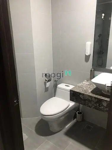 Cần Bán Căn Hộ Cao Cấp Res 11 - Q.11 - 2Pn Rộng 84M² - Sổ Hồng Riêng