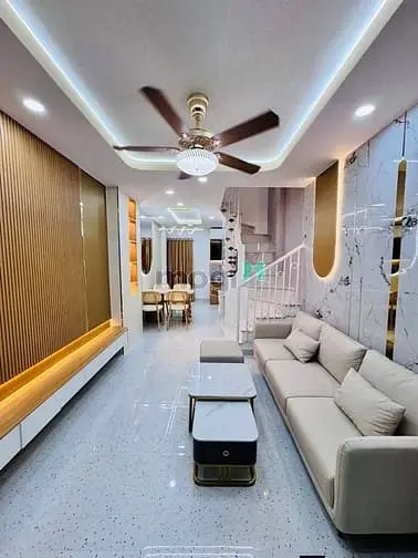 💥 Siêu Phẩm-Thích Quảng Đức-Phú Nhuận-Dt:32,5M²-Giá:4Tỷ970-4Pn5Wc-Shr