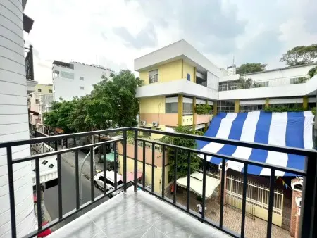 Cho Thuê Chdv Ban Công Full Nội Thất Giá Rẻ