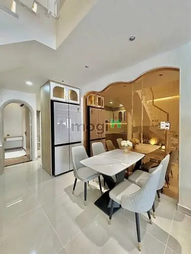 Bán Nhà Đẹp Âu Dương Lân Quận 8, 1 Trệt 1 Lầu - Giá Cực Tốt 4 Tỷ 2Xxtr