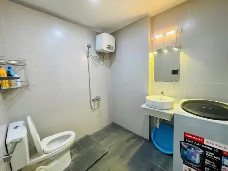 C/C Trần Quốc Thảo - Quận 3 Căn 2P Ngủ, 76M2, Giá 11.5Tr/Th