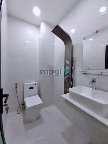 Giảm Mạnh Nhà Đẹp Nguyễn Xí Q. Bình Thạnh 4,3M X 9,5M 4Pn 4Wc