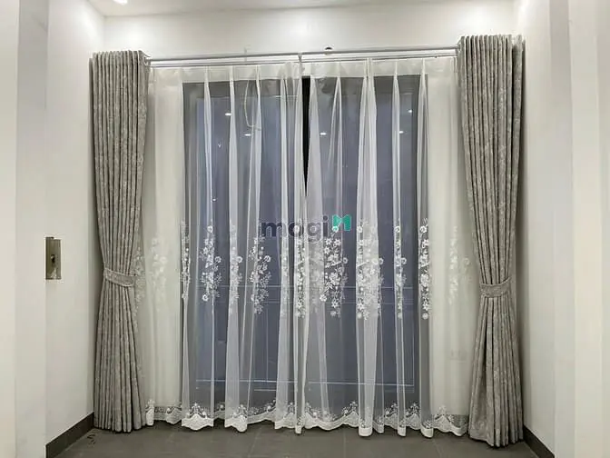 Nhà Đẹp Ngõ 227 Thạch Bàn, Giá 9.5 Tỷ, 44M2X4T, Sân Cổng, Ảnh Thật