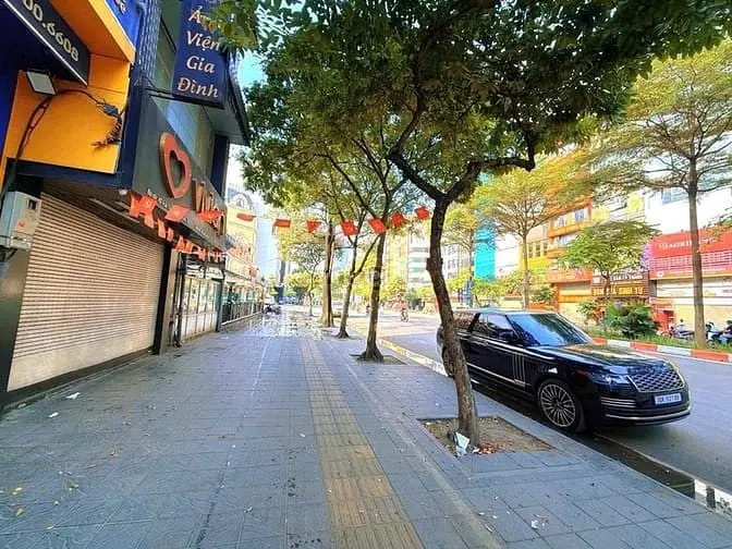 Hàng Hiếm Mặt Phố Trần Thái Tông | 30M2 X 4 Tầng | Mt 3.5M | Chỉ 27 Tỷ
