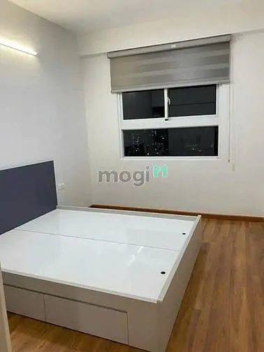 Căn Hộ 3P Ngủ-Carillon 3- Hoàng Hoa Thám, Có Nội Thất, Giá 12Tr5/Tháng