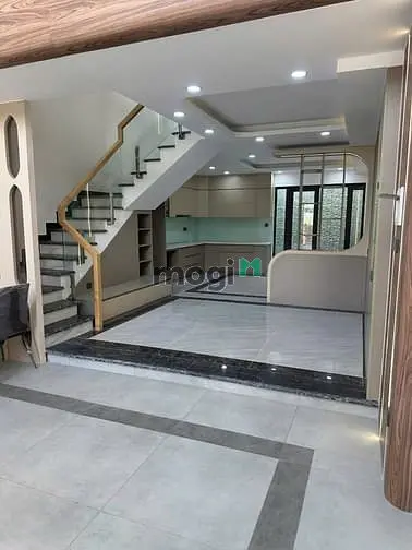 Nhà Đẹp 5 Tầng Đúc Kiên Cố: 1 Trệt 1 Lửng 3 Lầu, 4Pn 5Wc - Giá Chỉ 5Ty