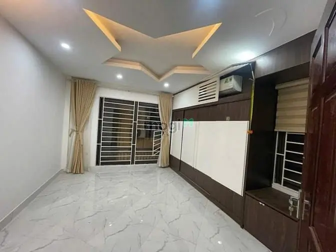 Nhà Đẹp Ngõ Phố 8/3, Giá 7.3 Tỷ, 32M2X5T, Ở Luôn, Ảnh Thật