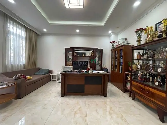 Bán Nhà 1 Trệt 3 Lầu Đường 102 Man Thiện Ngay Trường Chính Trị