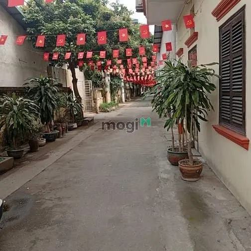 Bán Đất Lê Văn Hiến 50M2-Mt5M-Nhỉnh 11 Tỷ-Ô Tô Vào Nhà