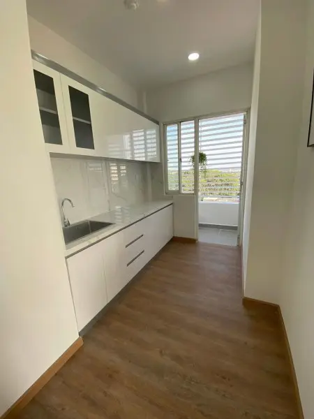 Cccc Mỹ Vinh, Nguyễn Thị Minh Khai, Q3: 85M2, 2P Ngủ, Nhà Mới, 15Triệu