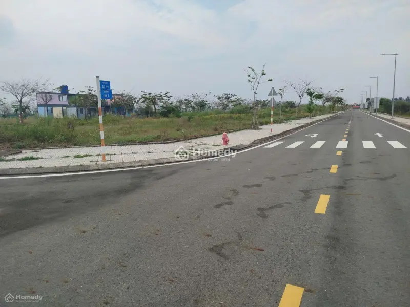 Bán Đất Sát Bên Vin Hóc Môn Giá Thấp, Đón Sóng Hạ Tầng Mạnh, Đất Ngay Dãy Shophouse