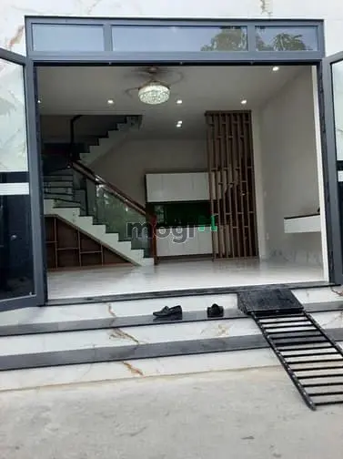 Bán Nhà Mới 100% 1Trệt 1Lầu Góc 2Mặt Tiền Lộ Ô Tô Gần Đại Học Fpt