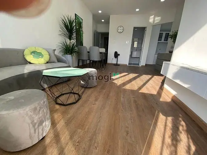 Cccc Mỹ Vinh, Nguyễn Thị Minh Khai, Q3: 85M2, 2P Ngủ, Nhà Mới, 15Triệu