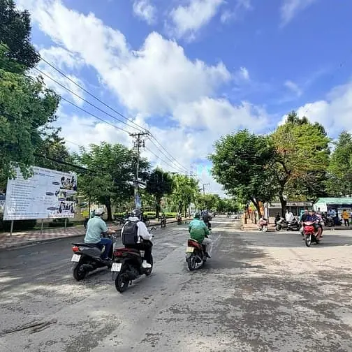 Bán Đất Mặt Tiền Đường Lê Văn Thịnh P.bình Trưng Quận 2.