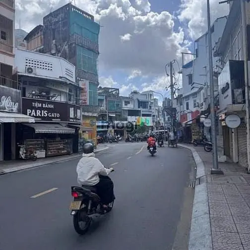 Bán Nhà Mặt Tiền Huỳnh Văn Bánh – Quận Phú Nhuận – Ngang 12M Hiếm Có