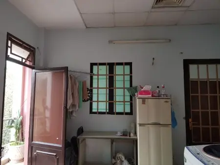 Phòng Ban Công Rộng Thoáng Mát