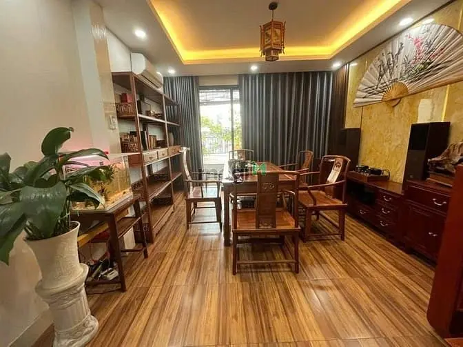 Bán Mặt Phố Đàm Quang Trung| 80M2 X 5 Tầng | Mt 4M | Giá 25.5 Tỷ