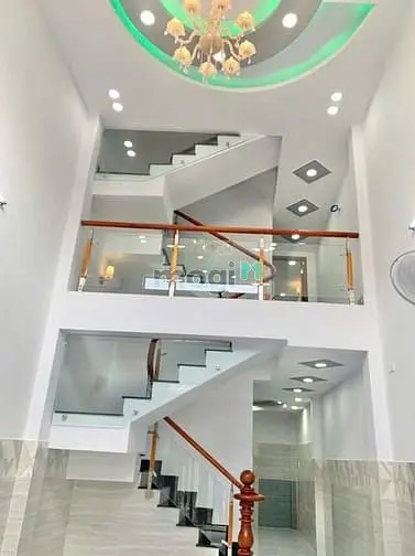 Nhà Hiện Đại, 5 Tầng 5 Phòng Ngủ, Đường Hương Lộ 2