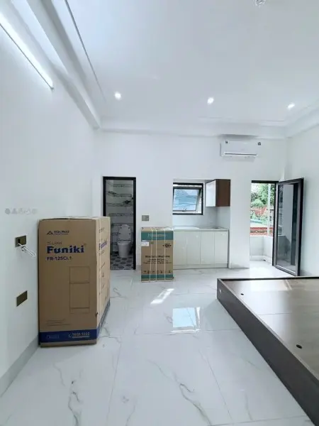 Chính Chủ Cho Thuê: Studio Mới 100% – Ngay Cổng Làng Vạn Phúc