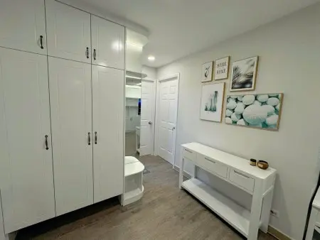 Cần Cho Thuê Căn 1P Ngủ Có Nội Thất Giá 8Tr C/C Carillon 2