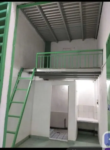 Cho Thuê Phòng Trọ (Tầng Lầu) 1,45Tr. Gác Lửng, Bếp & Nhà Tắm Riêng. An Ninh. Giờ Tự Do. P. Tam Bình