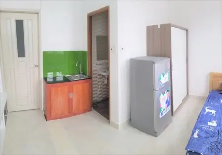 Đối Diện Đại Học Bách Khoa, Gần Trung Tâm Và Nhiều Trường Đại Học, Có Ban Công, Chính Chủ.