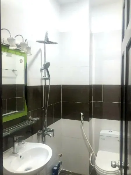 Phòng Trọ Gần Đh Fpt_Ufm Hẻm 21 Trường Lưu 28M2 Chỉ 2.5 Triệu