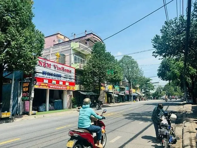 Bán Nhà Mặt Tiền Bùi Hữu Nghĩa Gần Ngã Tư Chợ Đồn 232M2 Sổ Hồng 9.9 Tỷ