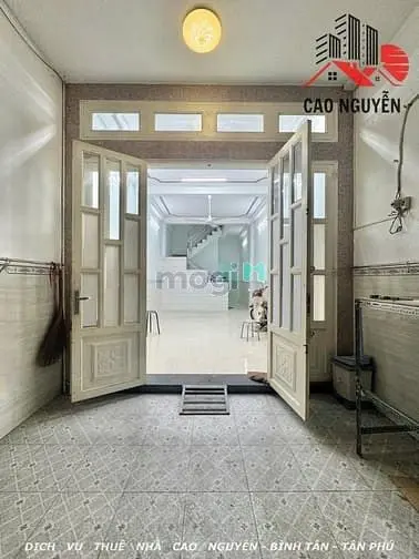 Nhà 4X18 2 Lầu 3Pn Hẻm Rộng Đường Lê Văn Quới