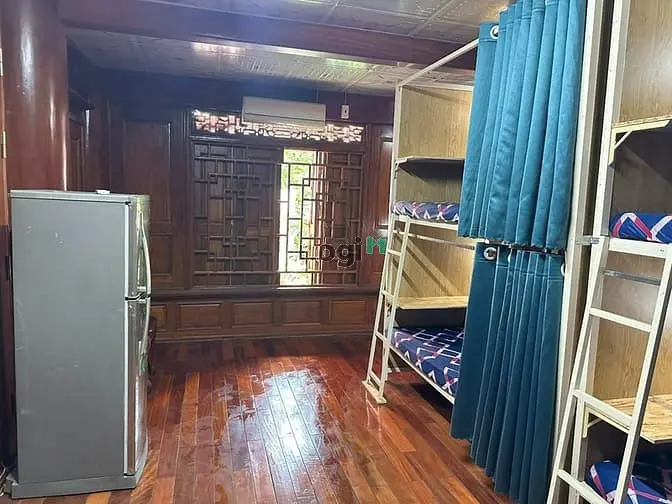 Tìm Bạn Ở Ghép Trong Căn Biệt Thự Gỗ, Thoáng Mát, Đẹp, Tiện Nghi, Máy