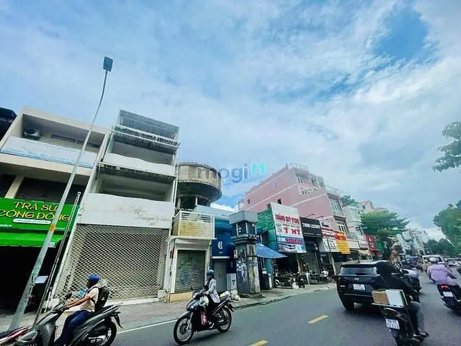 Cho Thuê Nhà 251 Tô Hiến Thành - Gần Siêu Thị Bigc - 4 Tầng Trống Suốt