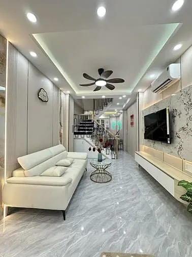 Bán Nhà Đường Phan Văn Trị, Bình Thạnh - 33M2 2 Tầng - Chỉ 5.68 Tỷ