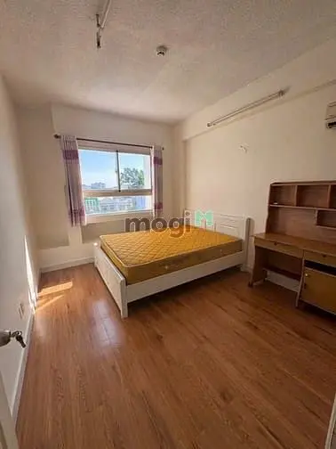 Chung Cư Đường Sắt, Cmt8, Q3: 2P Ngủ, 85M2, 11Tr/Th, Ban Công