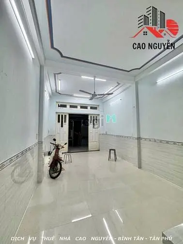 Nhà 4X18 2 Lầu 3Pn Hẻm Rộng Đường Lê Văn Quới