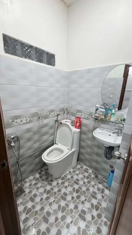 Cần Pass Phòng Trọ Đường Dương Quảng Hàm