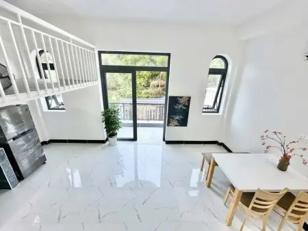 Duplex Bancol Ngay Cách Mạng Tháng 8, Q3 - 5Trx - Mới, Rộng 45M2