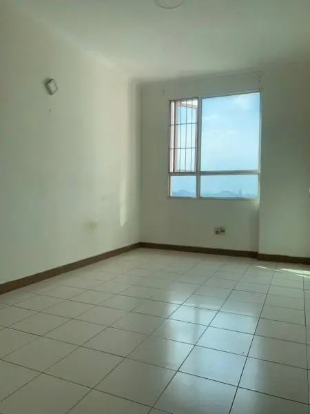 Chung Cư Trường Sa, Quận 3: 10,5Triệu, 85M2, 2P Ngủ, Máy Lạnh, Ban Công