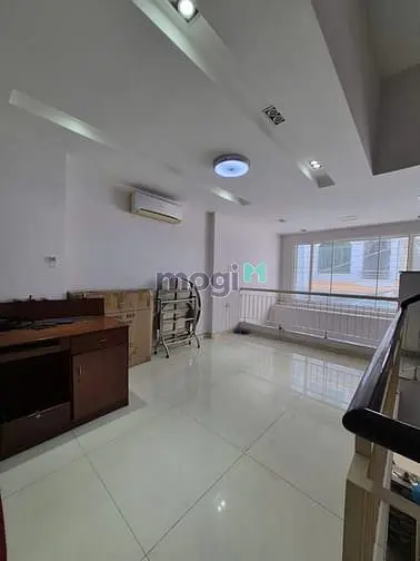 Lạc Long Quân - 5 Tầng 65M2 - Hẻm Xe Hơi - Chỉ Nhỉnh 9 Tỷ