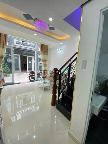 Nhà Hẻm Hoàng Văn Thái 3,5M X 6M 2Pn 2Wc Vào Ở Ngay