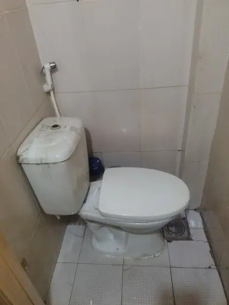 Phòng Trọ Sinh Viên, Công Nhân Không Chung Chủ