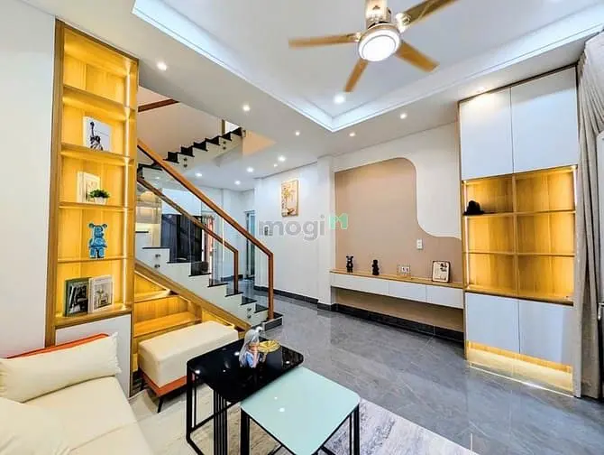 Phan Xích Long - Gần 50M2 - 4 Tầng Full Nội Thất - Chỉ Hơn 7 Tỷ