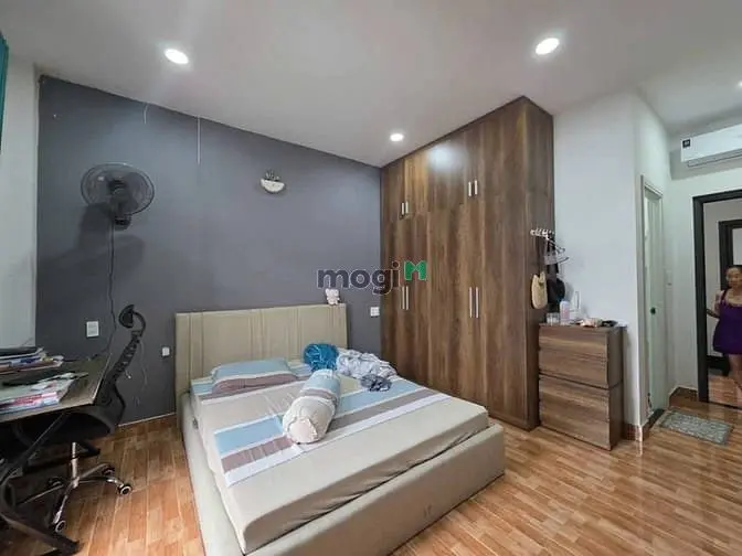 🏡 Nhà Đẹp Nguyễn Văn Quỳ,Q7-Dt:66M²- 4Pn 5Wc-1T2L-Giá:3Tỷ9-Shr-Ntcb
