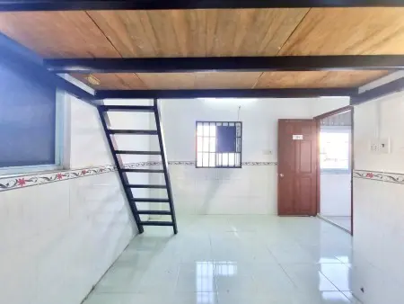 ️Duplex Cửa Sổ Trời Không Giới Hạn Người Ở Ngay Chân Cầu Chữ Y Q8